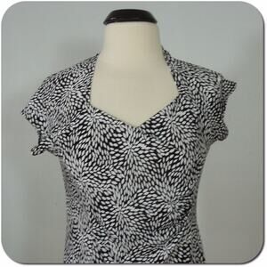 DRESSBARN Womens M MEDIUM Top Black-White Ruched Cross Front